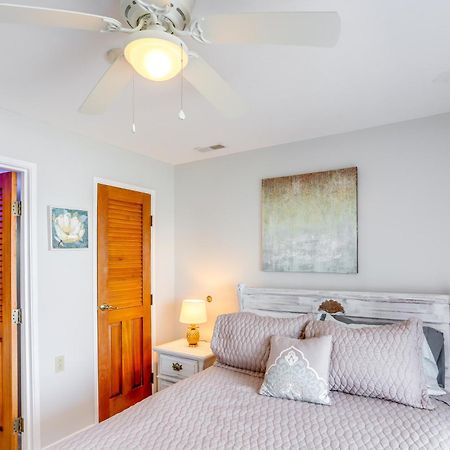 Cozy Lakefront Middle Bass Retreat With Balcony Put-in-Bay Ngoại thất bức ảnh
