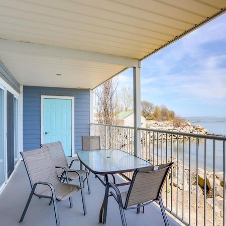 Cozy Lakefront Middle Bass Retreat With Balcony Put-in-Bay Ngoại thất bức ảnh