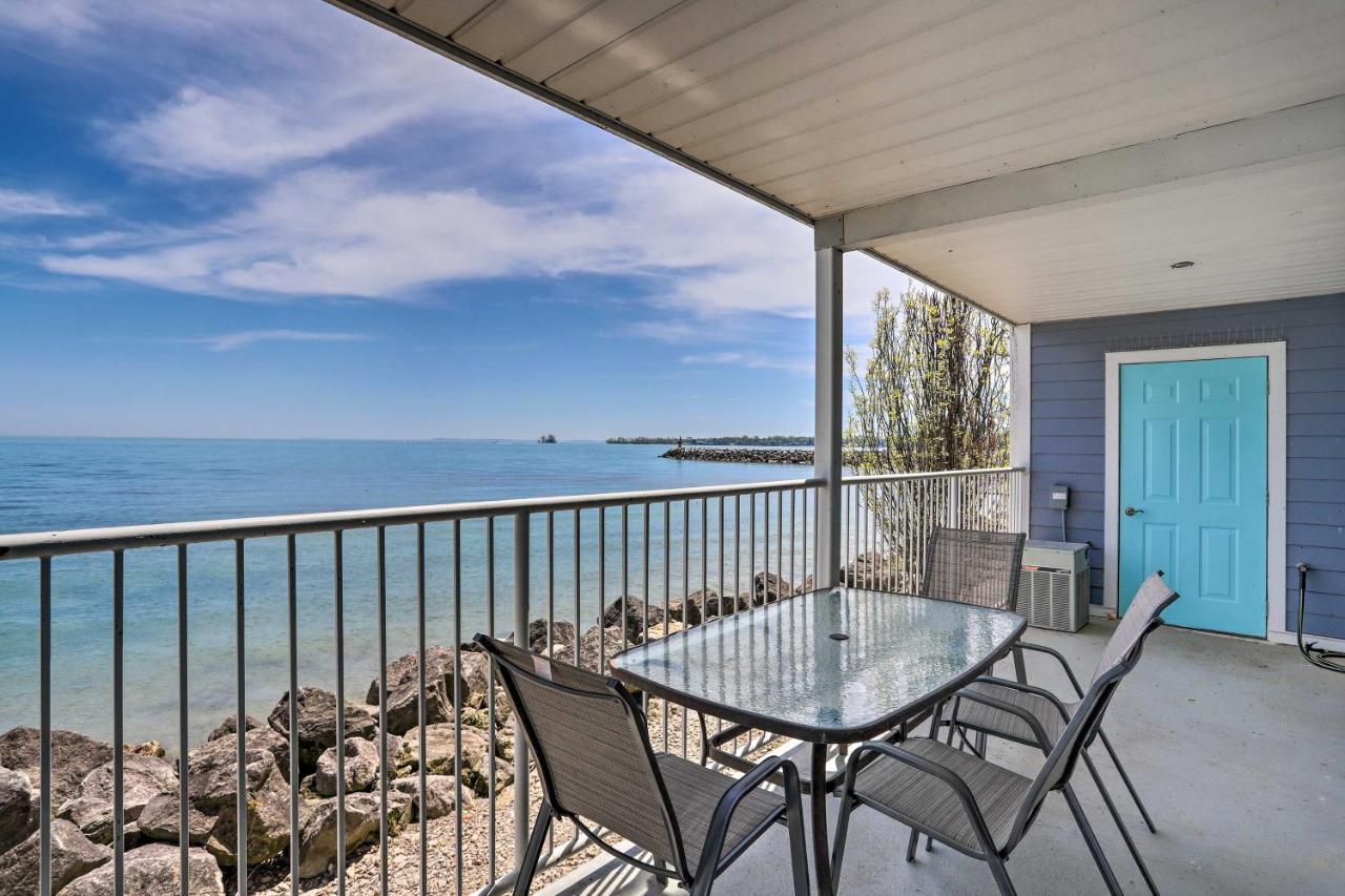Cozy Lakefront Middle Bass Retreat With Balcony Put-in-Bay Ngoại thất bức ảnh