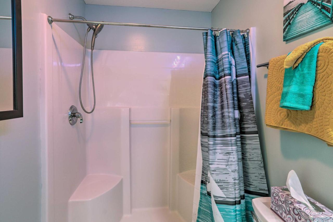 Cozy Lakefront Middle Bass Retreat With Balcony Put-in-Bay Ngoại thất bức ảnh