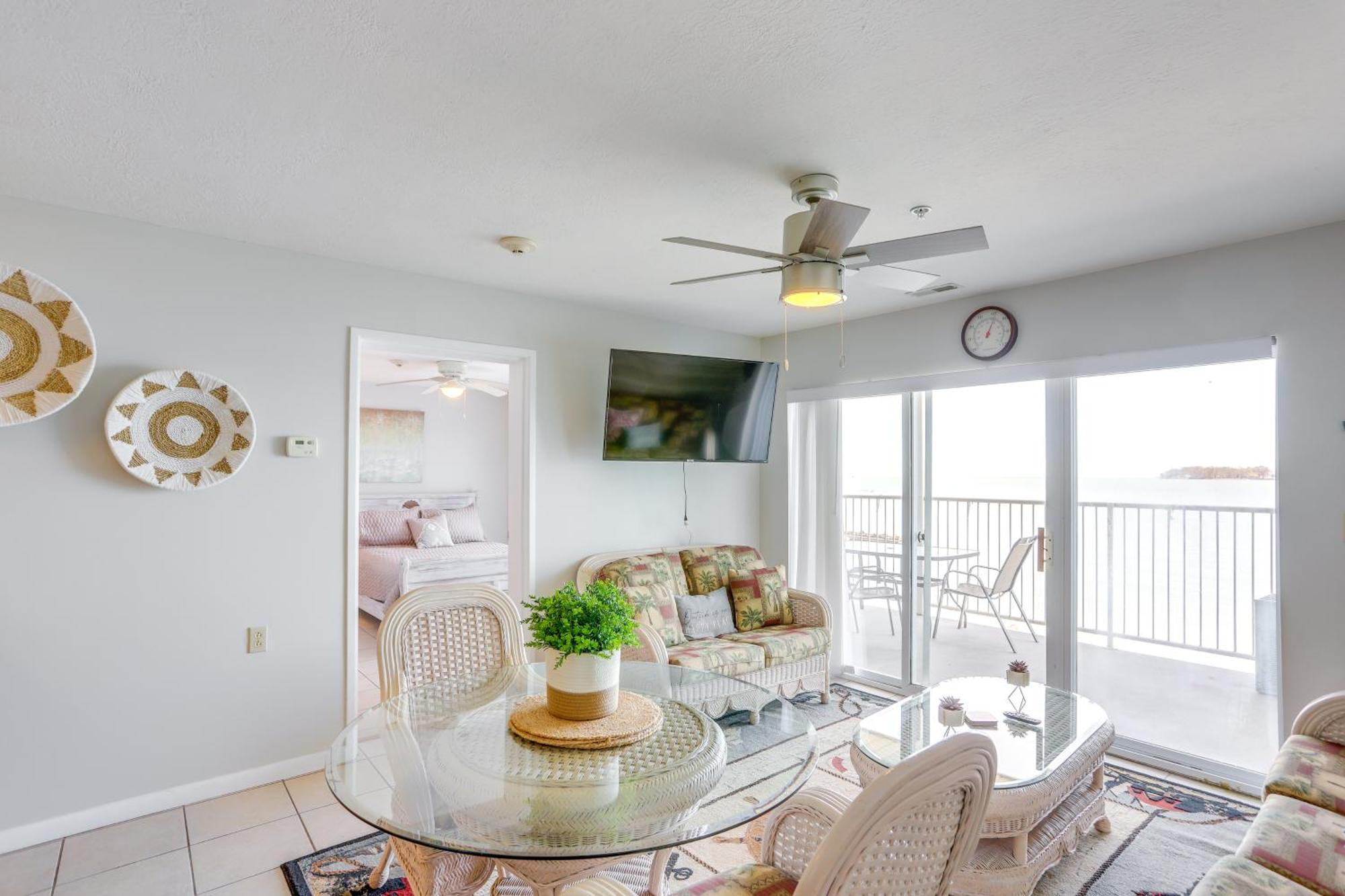 Cozy Lakefront Middle Bass Retreat With Balcony Put-in-Bay Ngoại thất bức ảnh